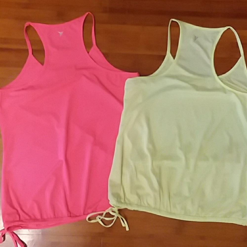 2 old navy active loose fit tanks - Picture 2 of 4